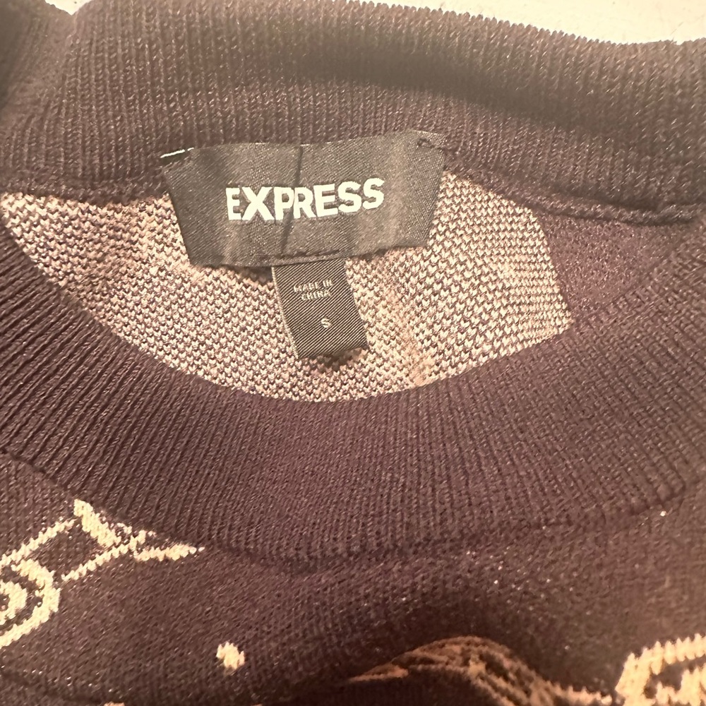 Express Chain Pattern Sweater Set - image 4